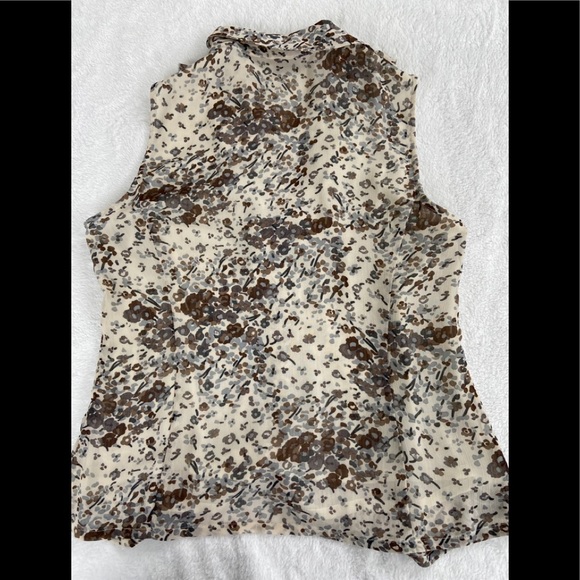 TAHARI TOP FOR SALE - Picture 3 of 9